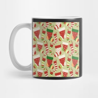 Christmas red and green socks seamless pattern Mug